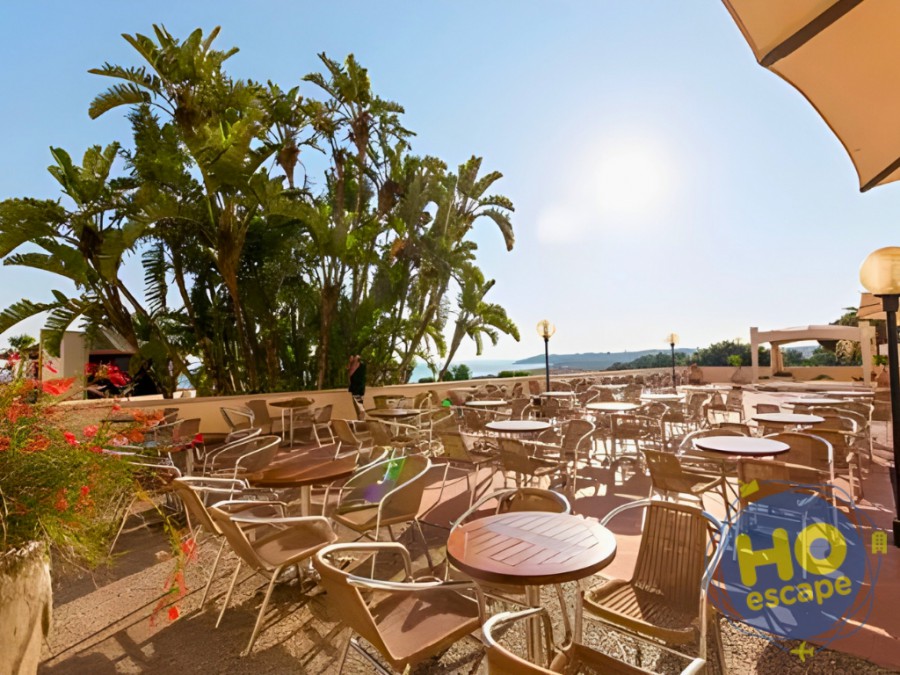 Paradise Beach Resort