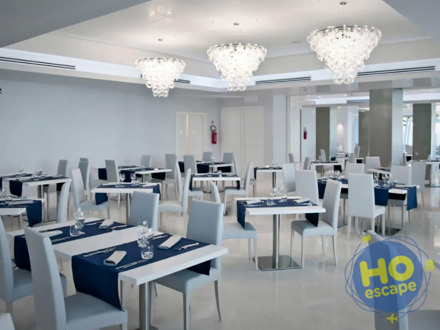 Ah Isola Di Pazze Hotel Club