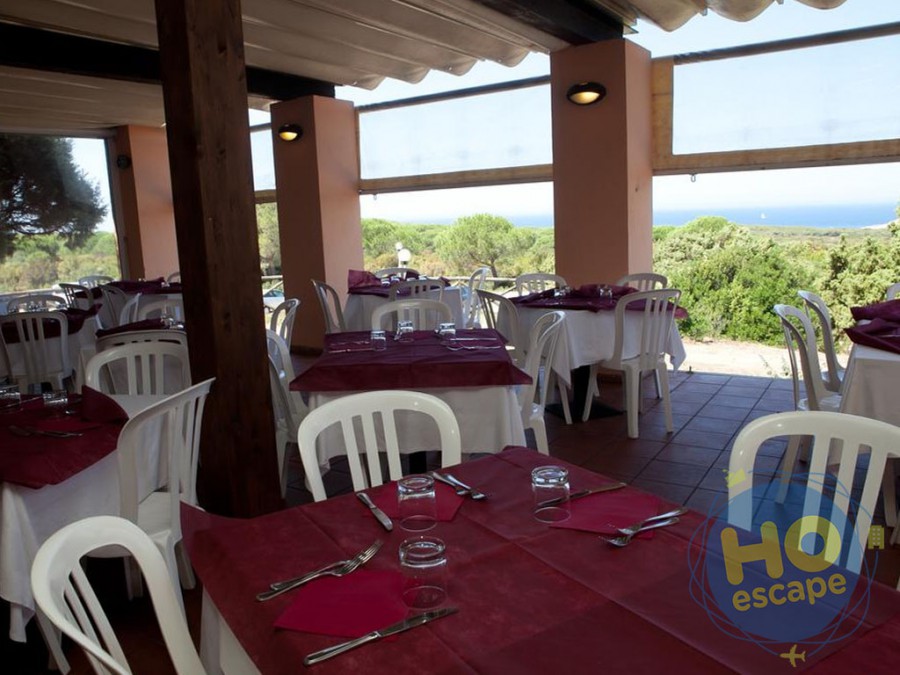 Club Esse Gallura Beach Ristorante con vista sulla Baia di Monti Russu