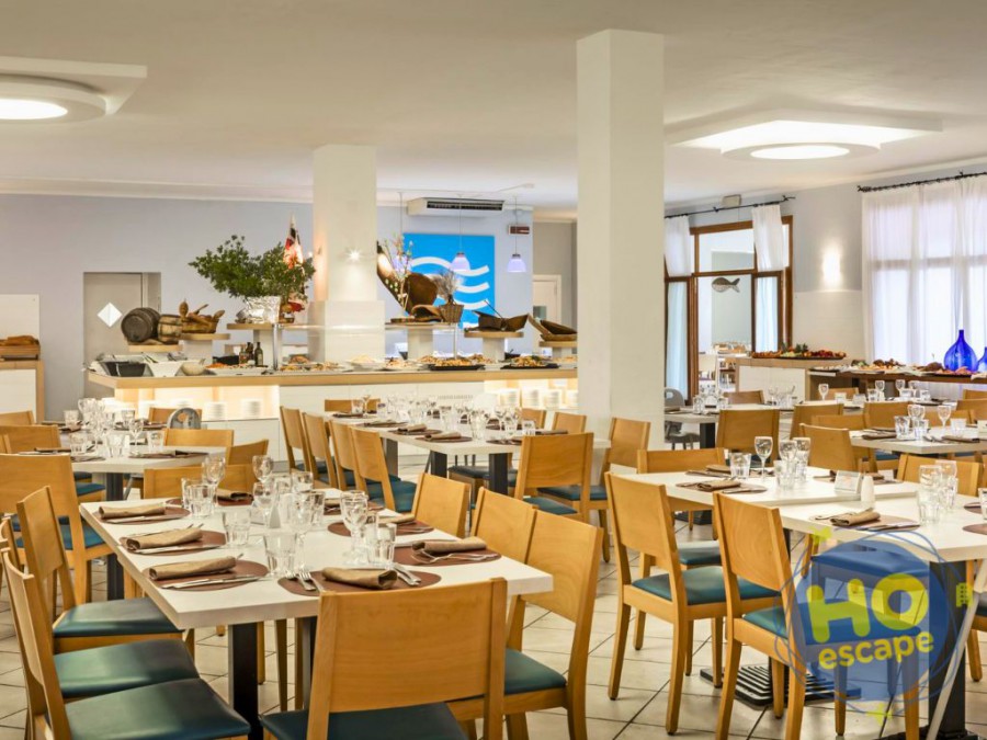 BLU HOTEL LACONIA VILLAGE