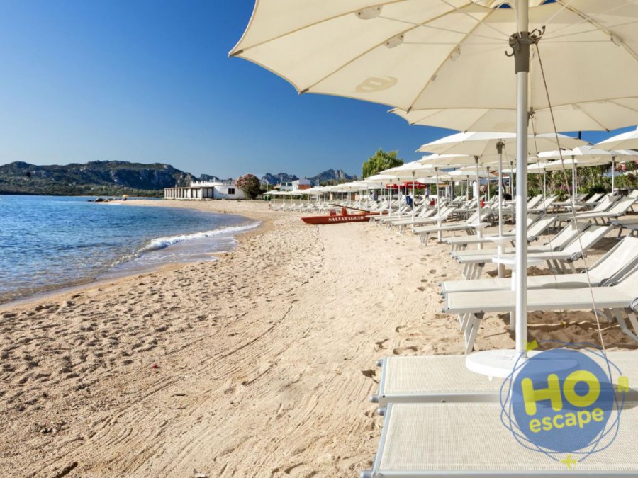 BLU HOTEL LACONIA VILLAGE