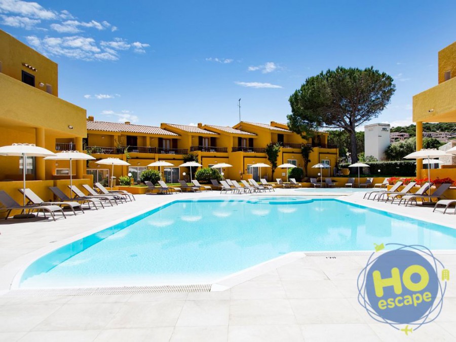 BLU HOTEL LACONIA VILLAGE