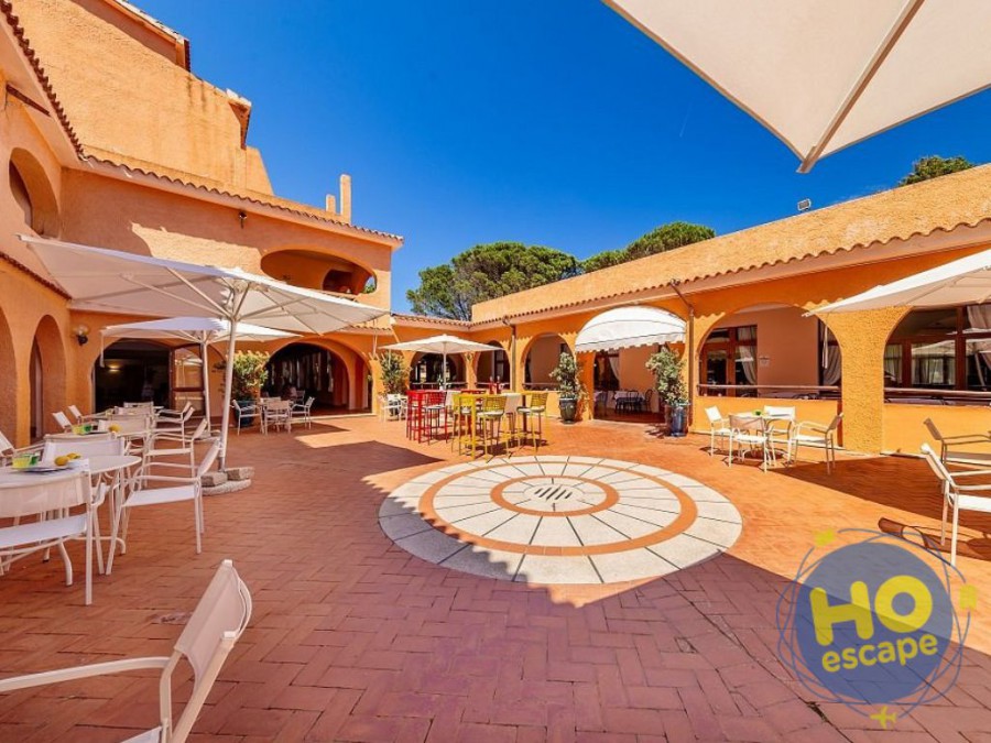 BLU HOTEL LACONIA VILLAGE