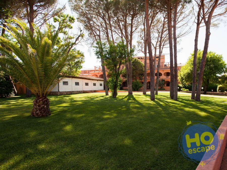 BLU HOTEL LACONIA VILLAGE