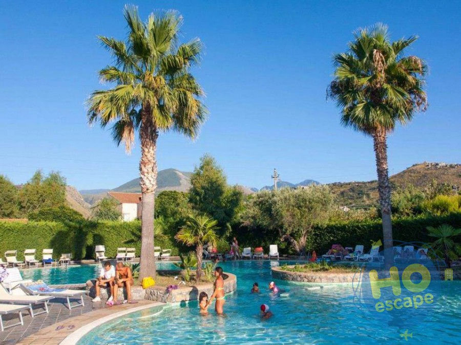 Villaggio Club Holiday Beach La Piscina