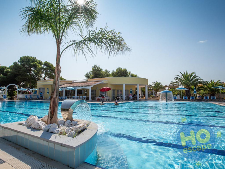 Villaggio Piano Grande La Piscina con zona per bambini