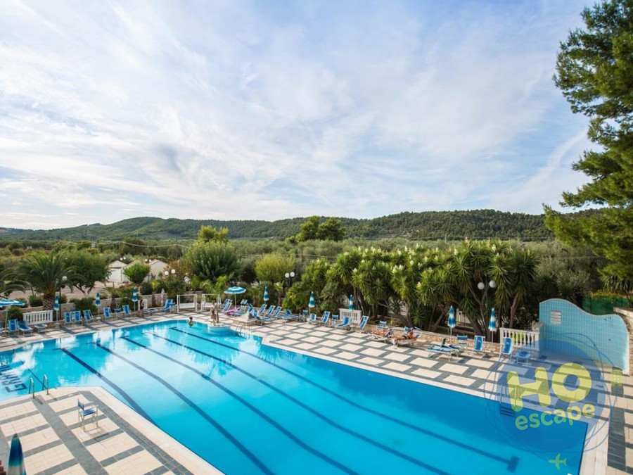 Villaggio Piano Grande La Piscina