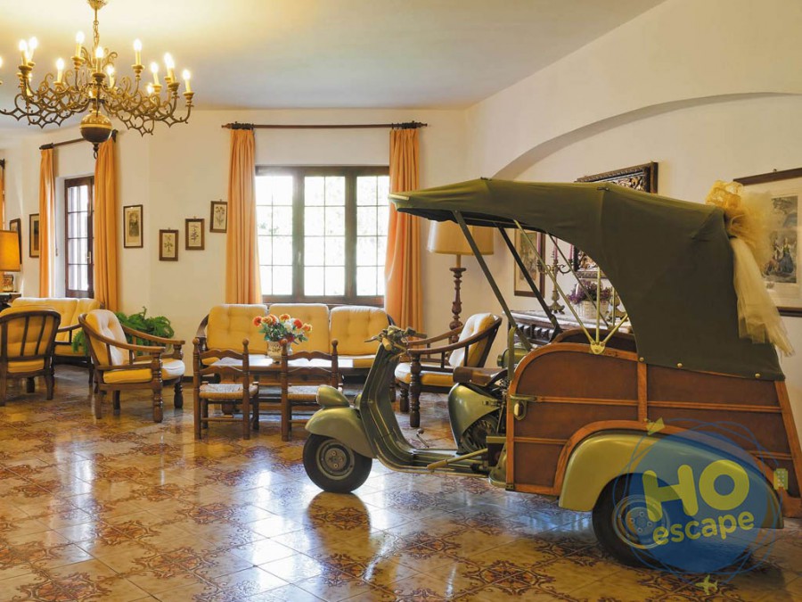 Hotel San Valentino Terme Esposizione di d’epoca Hall nostra Hall l''Ape Calessino