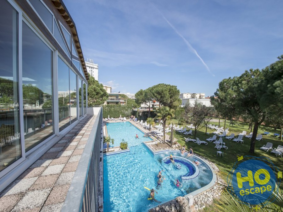 Piscina Esterna Hotel Terme Milano