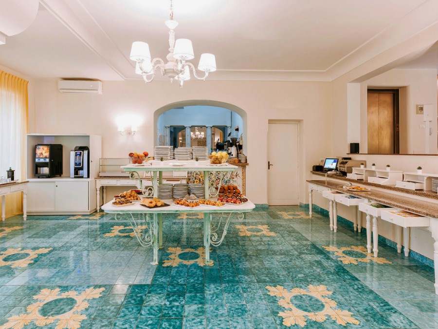 Hotel Zaro